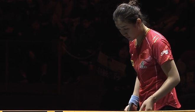 透露着某种 透露着某种